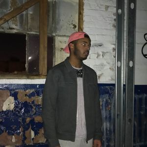 Meet your Posher, Moises